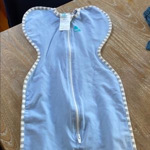 Love to Dream Newborn Arms up swaddle